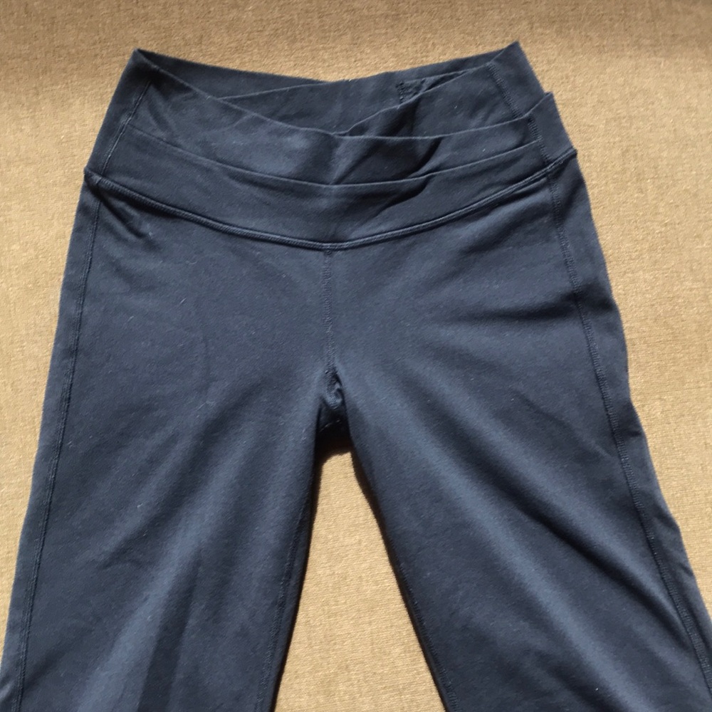 Lululemon crop pants - size 4
